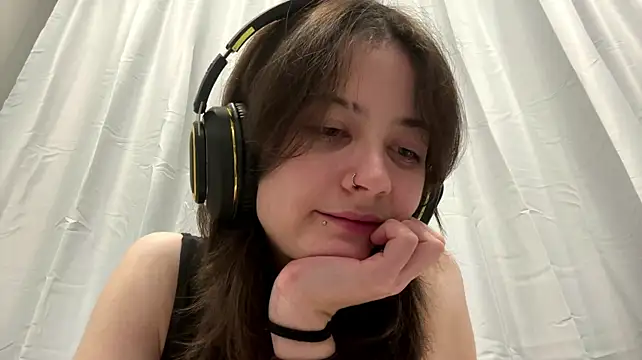 ArriSatty Show in webcam