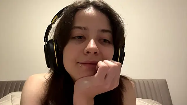 ArriSatty Show in webcam