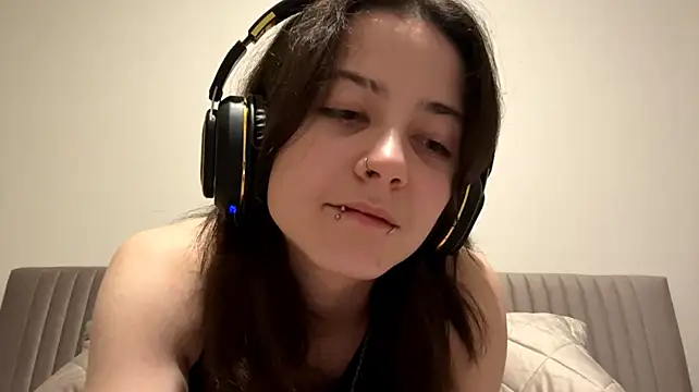 ArriSatty's Webcam Show