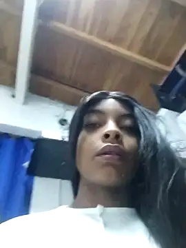 camile_stacyn Webbikameraesitys