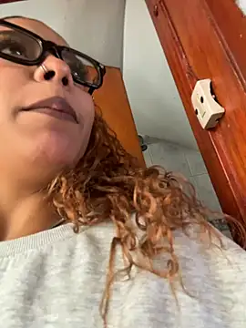 Tiana_prettyy Chat XXX in diretta