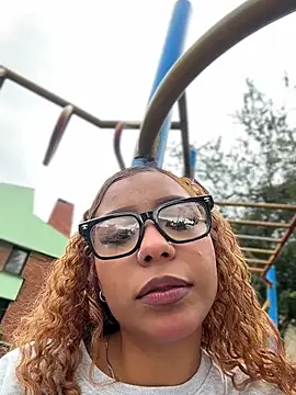 Tiana_prettyy XXX чат на живо