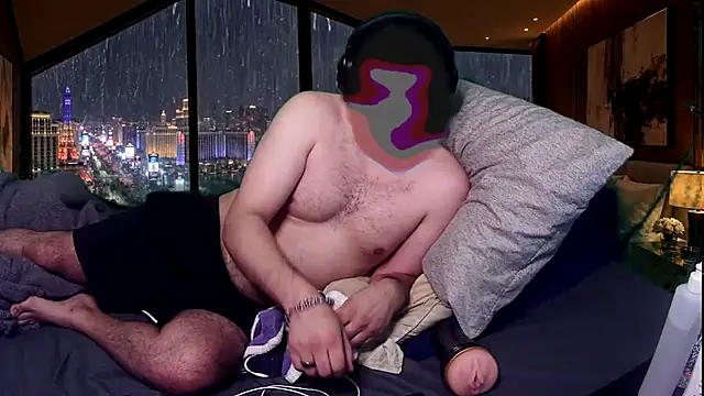 Loving_Orgasm: διαδικτυακό σόου στην κάμερα
