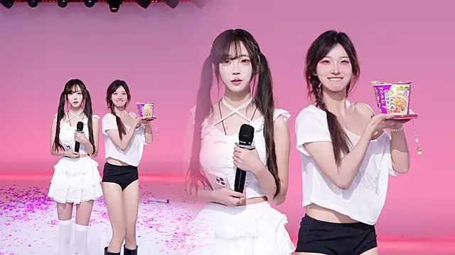 CHILI-77 网络视讯表演
