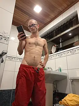 Show modela Larrycura na web-kameri