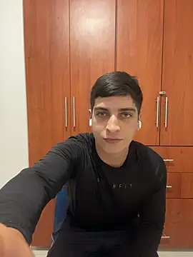 apolo_moon_ Show in webcam