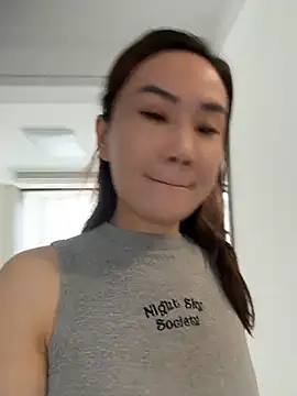 Yioyio-666's Webcam Show