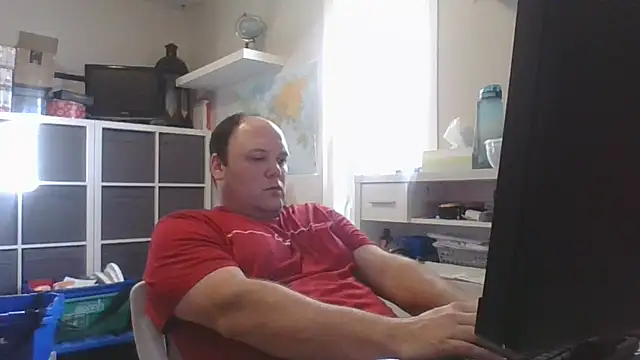 chubsub32 Show in webcam