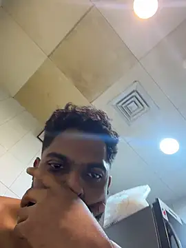 Riaz_Rpのウェブカメラショー