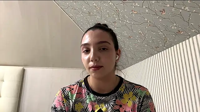 NidaRollmann Webbikameraesitys