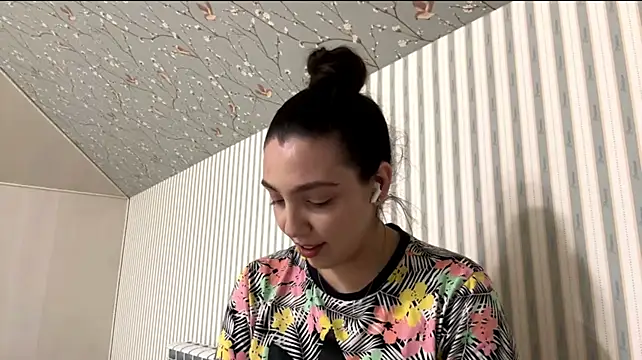 NidaRollman Pertunjukan Webcam