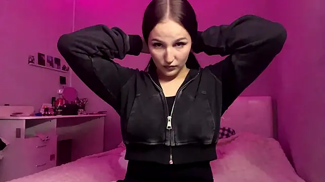 ShaunDannatt Adlı Modelin Canlı XXX Sohbeti