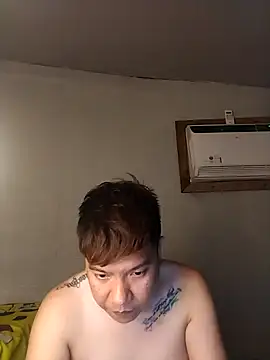 הופעת וובקאם של willcock4u
