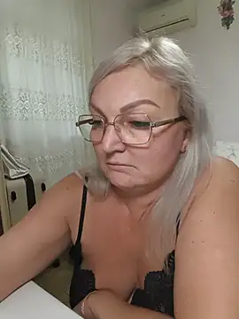 Show de SWEETTbitch na webcam