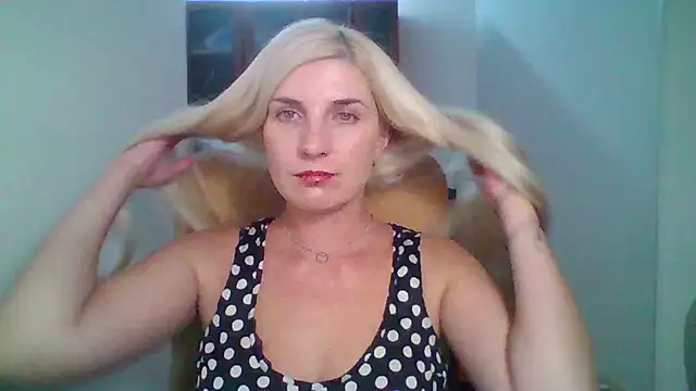 Živý XXX chat Alice_Veil