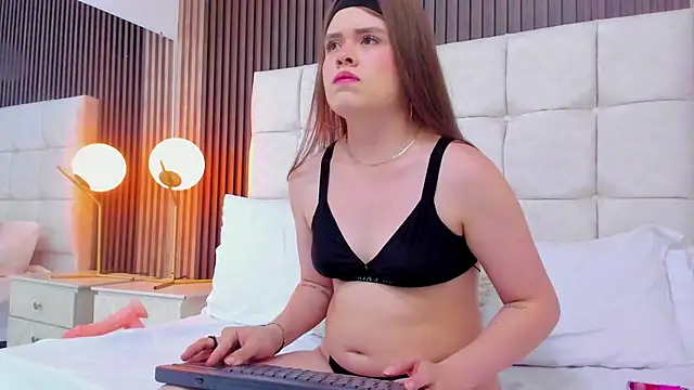 LiaSinner1 Live XXX-chat