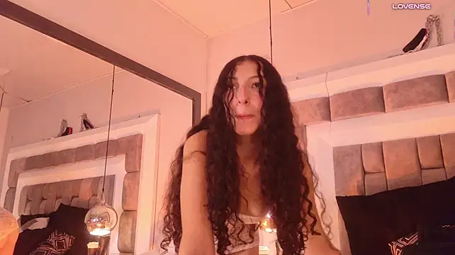 הופעת וובקאם של MaddieCrow