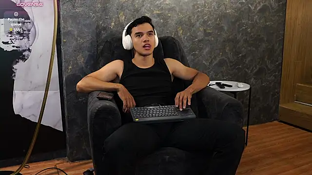 Show modela Jack_Vance na web-kameri