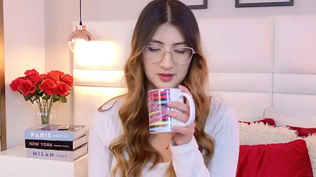 Alanna_Valmont Adlı Modelin Web Kamerası Şovu