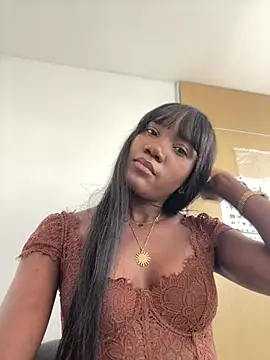 karly_titis' Live XXX Chat