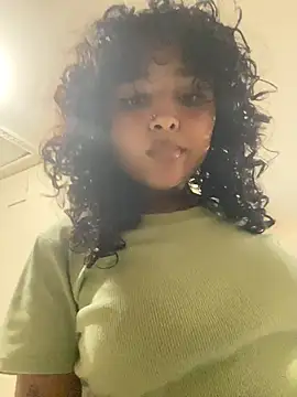 Maryalexxx 现场XXX聊天