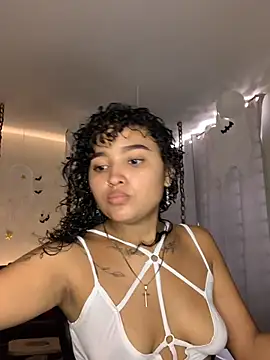 Maryalexxx's Webcam Show