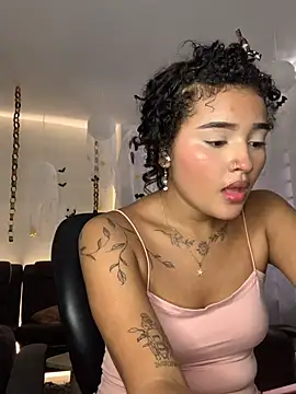 Maryalexxx Chat XXX in diretta