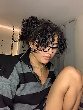แชท XXX สดของ Maryalexxx