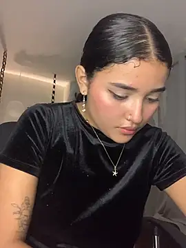 โชว์เว็บแคมของ Maryalexxx