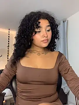 XXX chat uživo modela Maryalexxx