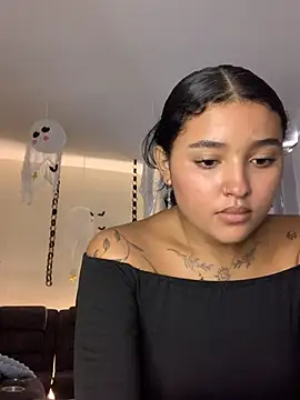 Maryalexxx's Webcam Show