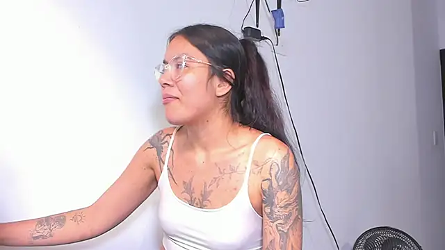 veroroller Live XXX Chat