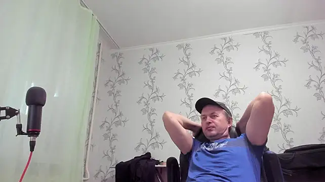 Show modela SanFrantsisko na web-kameri