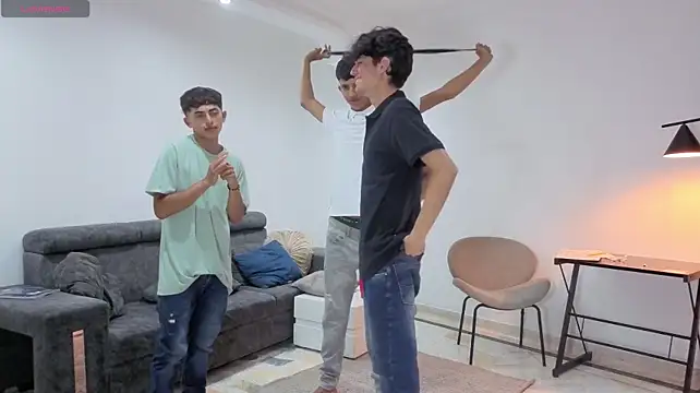 הופעת וובקאם של hot_house1