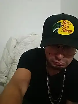 illroots36 Show in webcam