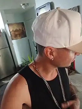 illroots36 Webcam show