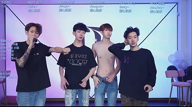 Apex-Yboy Show in webcam