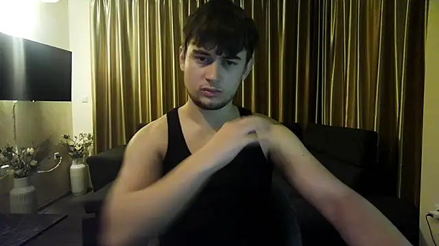 Alejandro_Ellias Show Webcam