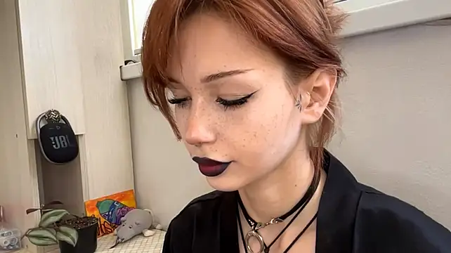 Chat +18 de TRI_POLOSKI ao vivo