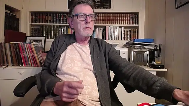 הופעת וובקאם של new_hotlux