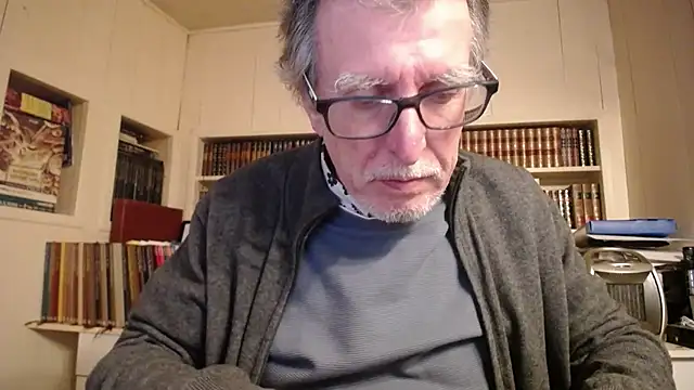 new_hotlux's Webcam Show
