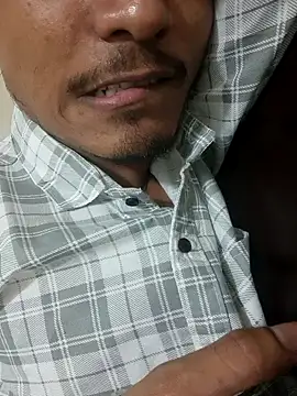 הופעת וובקאם של Shivmumbai19t
