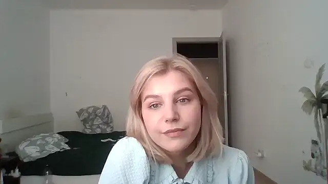 Irenora 现场XXX聊天