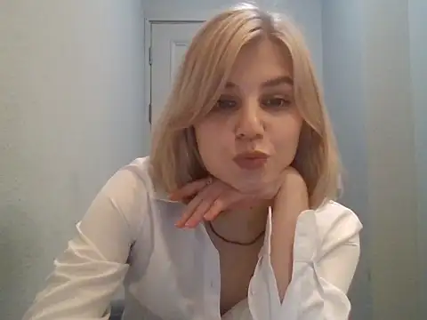 Irenora's Live XXX Chat