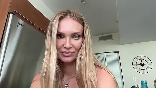 Kavellina's Webcam Show