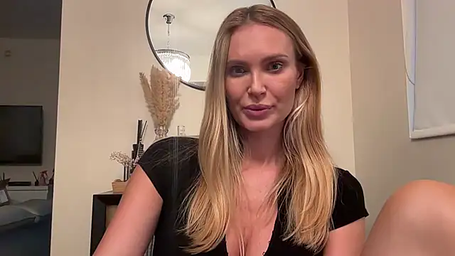 Kavellina's Live XXX Chat