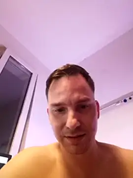 Pornobienchen Show in webcam