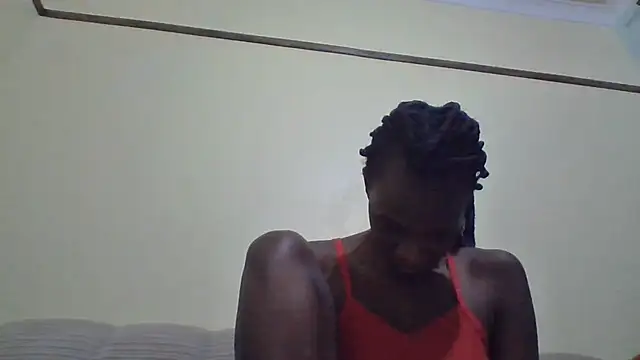 Show modela Wicked_Raey na web-kameri