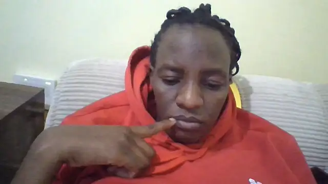 Wicked_Raeyn Webbikameraesitys