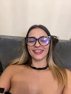 SelenaSweetie's Webcam Show